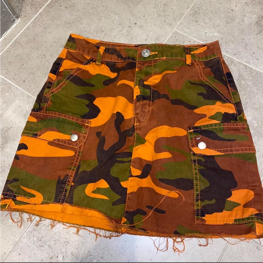 BDG camo skirt